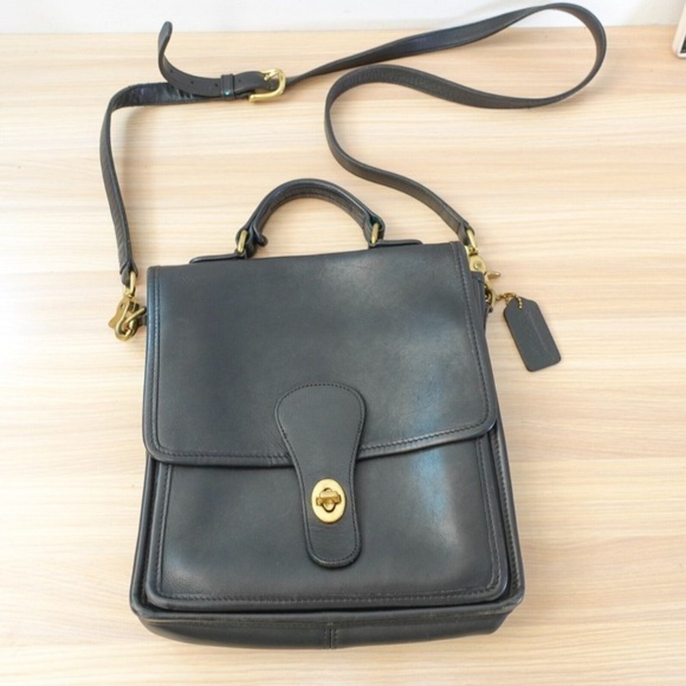Vintage Coach Crossbody Satchel Medium Black Leather Station 2Way Academia #5130